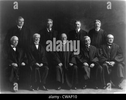 Stati Uniti La Corte suprema nel 1924. Da sinistra a destra: Van Devanter, maggiordomo, McKenna, Brandeis, Taft, Sutherland, Holmes, Sanford, Foto Stock