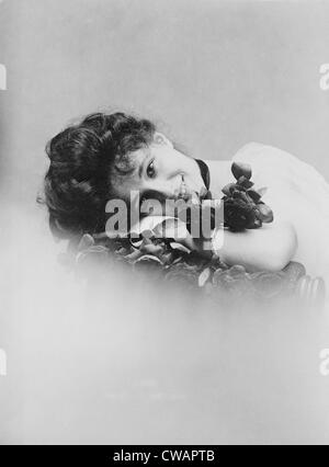 Evelyn Nesbit (1884-1967), è stato riconosciuto come uno dei più bei modelli del suo tempo. 1901 fotografia da Otto Sarony. Foto Stock