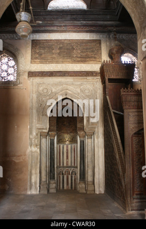 Mihrab e Minbar, Ibn Tulun moschea, Il Cairo Foto Stock