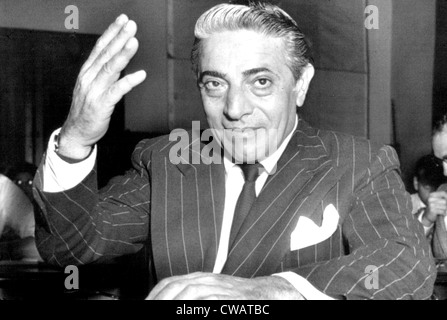 Aristotele Onassis a una audizione del Congresso, 1959. La cortesia: CSU Archivi / Everett Collection Foto Stock