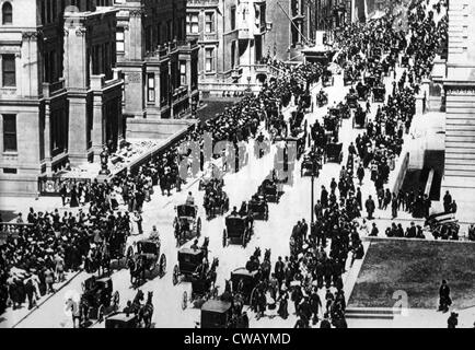 Easter Parade sulla Quinta Avenue di New York City, 1900. Foto Stock