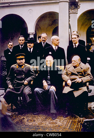 La Conferenza di Yalta, (seduto) Joseph Stalin, Franklin D. Roosevelt, Winston Churchill, Febbraio 1945 Foto Stock