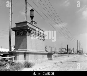 Los Angeles, dettaglio di Washington Boulevard Bridge, California, fotografia risalente alla fine degli anni settanta. Foto Stock