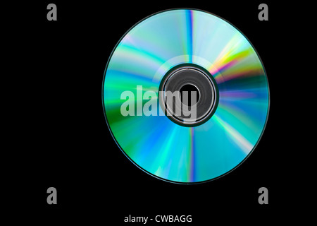 CD o DVD isolati su sfondo nero. Foto Stock