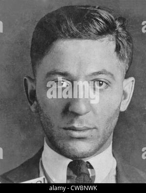 Louis "" Lepke Buchalter (1897-1944) sotto la custodia della polizia in agosto 1939. L anno successivo la testa di omicidio Inc. è stato condannato Foto Stock