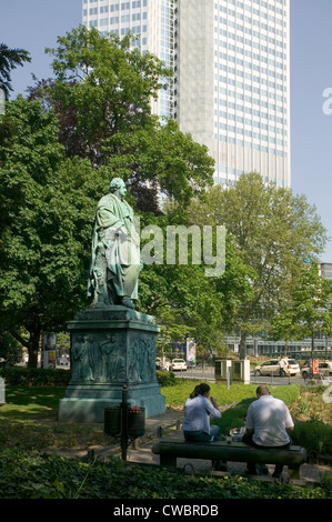 Francoforte, Goethe Memorial e la sede della BCE Foto Stock