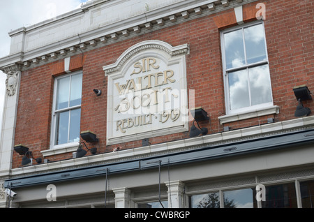 L'ex Sir Walter Scott pub, Broadway Market, campi di Londra, Hackney, Londra, Regno Unito Foto Stock