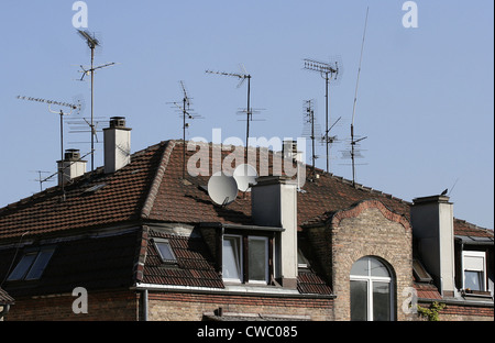 Antenne su un tetto Foto Stock