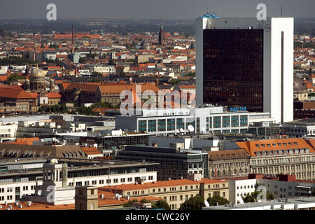 Berlino, con vista sui tetti della città. Leggi, il centro del commercio internazionale Foto Stock