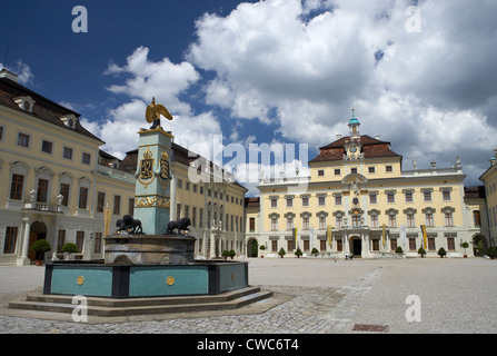 Ludwigsburg - Il Palazzo Reale con la sua magnifica architettura barocca Foto Stock