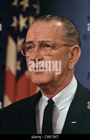 Il presidente Lyndon Johnson a Honolulu Conferenza sulla guerra del Vietnam. Febbraio 3, 1966. Foto Stock