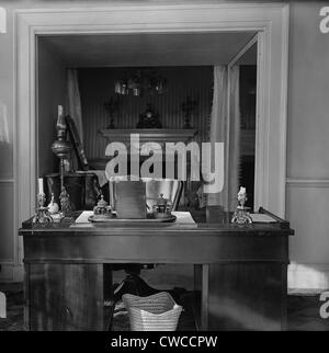 Monticello, la casa costruita da Thomas Jefferson nel 1770s. Jefferson lo studio si trova all interno di una grande camera da letto principale. Ca. 1930s. Foto Stock