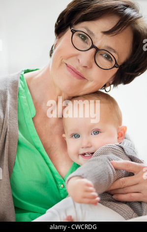 Ritratto di una donna con il suo nipote Foto Stock