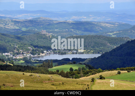 Abbassatesta lago nel cuore del Parco Regionale di Auvergne volcnoes, Puy-de-Dôme, Auvergne, Massif-Central, Francia Foto Stock