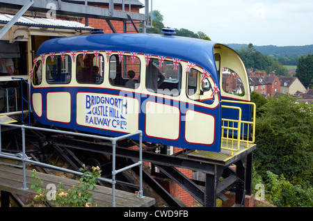 Bridgnorth, Shropshire. Bridgnorth Castle Hill Cliff Railway - stazione superiore. Foto Stock