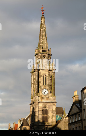 Tron Kirk campanile nella città vecchia, High Street, Royal Mile, centro di Edimburgo, Scozia, REGNO UNITO Foto Stock