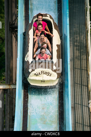 Segheria Log Flume, grande avventura, Six Flags, New Jersey, STATI UNITI D'AMERICA Foto Stock