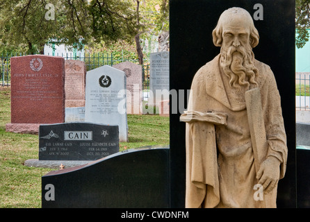 Statua di Pietra tombale di John B Connally, governatore del Texas e moglie, Idanell Brill Connally, Texas State cimitero di Austin, TX Foto Stock