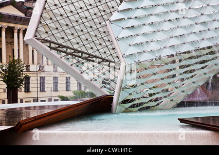 La libertà fontana, Fontanna Wolnosci, inaugurato nel maggio del 2012 in Piazza della Libertà, Plac Wolnosci,Poznan, Polonia Foto Stock