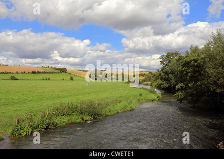 Il Fiume Windrush, Swinbrook Oxfordshire England Regno Unito Foto Stock