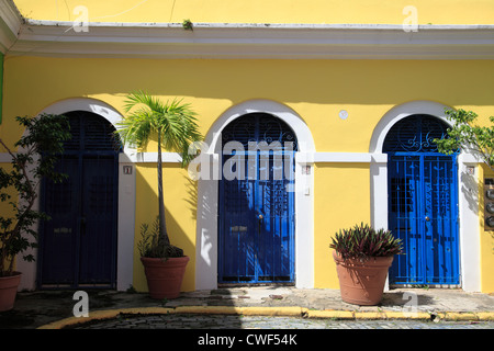 Architettura coloniale, San Juan Vecchia San Juan, Puerto Rico, Stati Uniti d'America, Caraibi Foto Stock