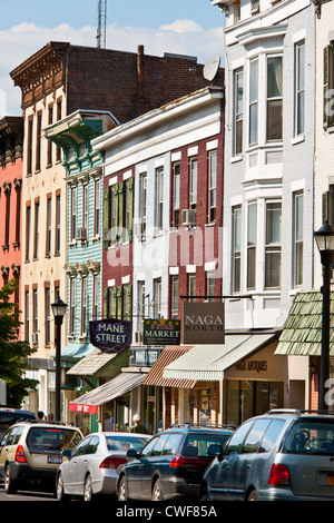 Warren Street, il quartiere degli affari, Hudson, New York Foto Stock