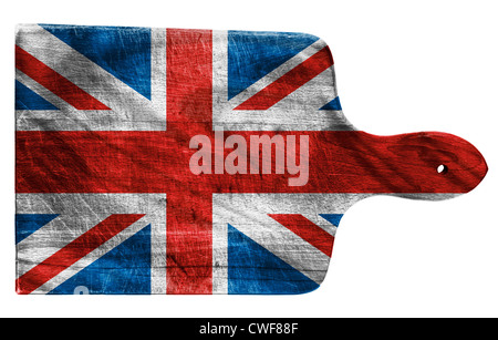 Textured britannico o UK bandiera dipinta sul vecchio usato pesantemente la trinciatura o la scheda di taglio su sfondo bianco Foto Stock