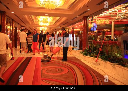 Ingresso in Golden Nugget casino hotel in Las Vegas, Nevada, USA Foto Stock