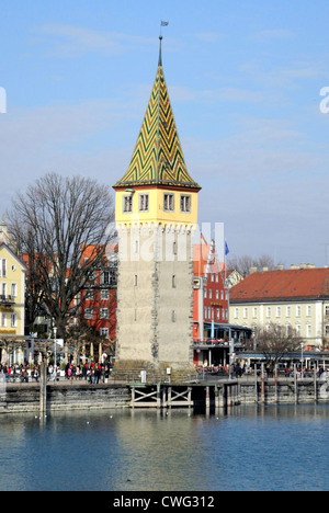 Porto di Lindau sul Lago di Costanza con Mang Torre. Foto Stock