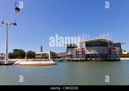 Lisbon Oceanarium, la seconda più grande oceanarium nel mondo e il più grande in Europa. Lisbona, Portogallo. Foto Stock