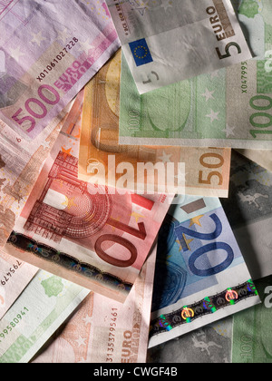 Berlino, disordinata di banconote in euro in varie denominazioni Foto Stock