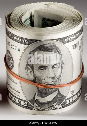 Berlino, laminato le fatture del dollaro tenuti insieme con una gomma Foto Stock