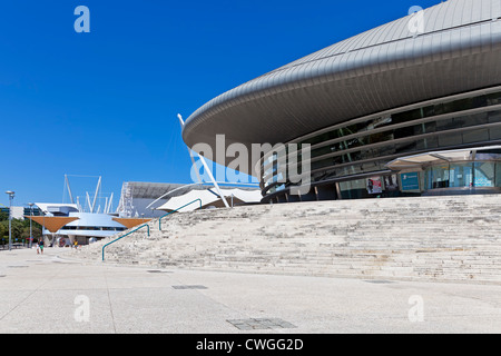 Atlantico Pavilion (Pavilhão Atlântico) AKA Altice o MEO Arena nel Parco delle Nazioni (Parque das Nações), da Regino Cruz per l Expo98. Lisbona, Portogallo. Foto Stock