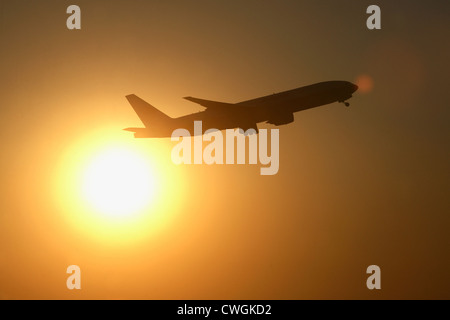 Shanghai, simbolo aereo foto poco dopo il decollo da Sun Foto Stock