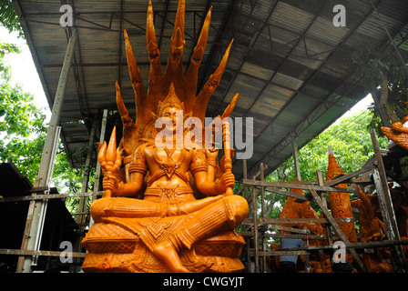 Cera grande scultura di Buddha su 2/08/2012 a la candela di cera e festival di Ubon Ratchathani Nordest della Thailandia Foto Stock