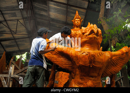 Cera grande scultura di Buddha su 2/08/2012 a la candela di cera e festival di Ubon Ratchathani Nordest della Thailandia Foto Stock