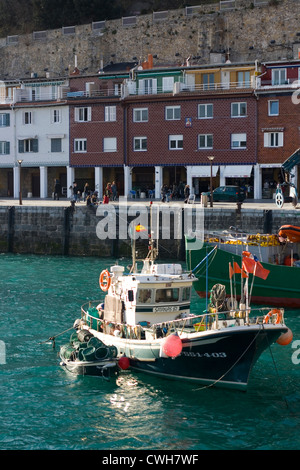 Barca tradizionale a San Sebastian Porto Foto Stock