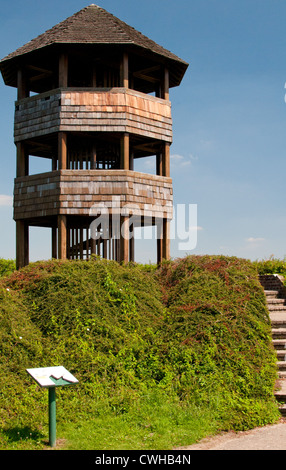 Crecy museo torre di osservazione al 1346 campo di battaglia durante la Guerra dei cent'anni, Somme Picardia, Francia. Foto Stock