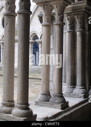 Chiostro interno Se Cathedral Porto Portogallo Foto Stock