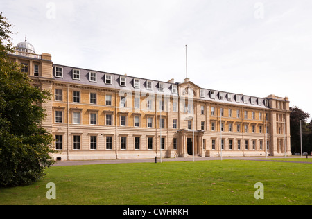 La facciata esterna dell'ex esercito Staff College Royal Military Academy Sandhurst Foto Stock