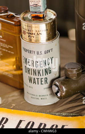 US Army di emergenza di acqua potabile come dato di guerra mondiale 2 piloti nella razione di pacchi Foto Stock