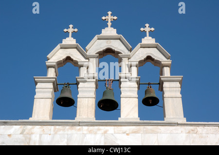 Le campane della chiesa, monastero di Paleokastro, Mykonos, Grecia Foto Stock