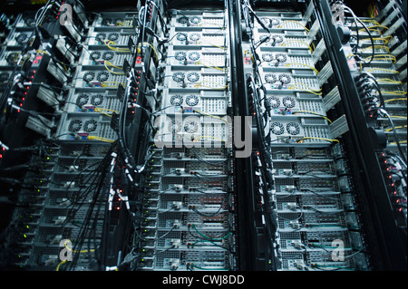 Server rack e cavi Foto Stock