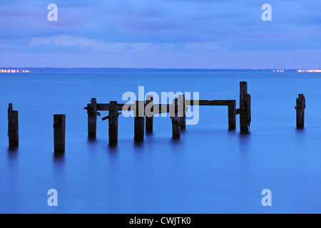 Parte del vecchio molo Swanage nel Dorset Foto Stock