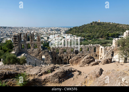 Vista l'Anfiteatro dall' Acropoli di Atene Foto Stock