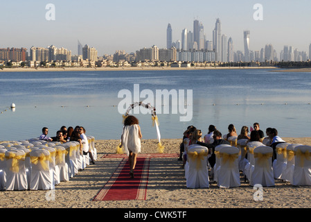 Nozze, Sposo e Sposa in Atlantis Hotel, il Palm, Dubai, Emirati Arabi Uniti, Emirati arabi uniti, Golfo Persico, la Penisola Arabica, in Asia. Foto Stock