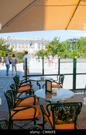 Vista della piazza Oriente da una terrazza. Madrid, Spagna. Foto Stock