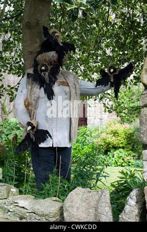 Lo Spaventapasseri a kettlewell festival raffigurante uno stile tradizionale spaventapasseri Foto Stock