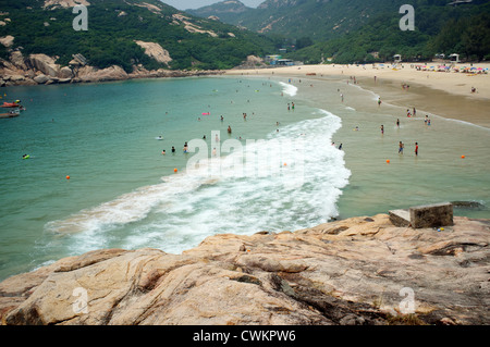 Spiaggia di Shek O , un villaggio sulla spiaggia situato sulla parte sud-orientale dell'Isola di Hong Kong in Hong Kong. 27-Aug-2012 Foto Stock