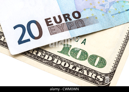 100 USD e 20 EURO isolati su sfondo bianco Foto Stock